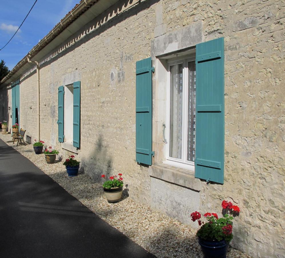 Maison Du Ruisseau Malaville Luaran gambar